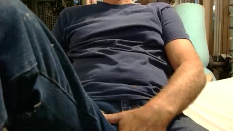 Snapshot of johnstrong699 chatting on September 2025 01:00:02 PM johnstrong online show from September 2025 01:00:02 PM