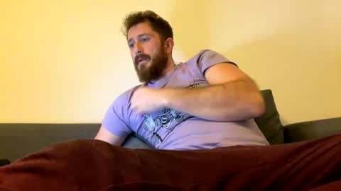 Snapshot of johnthomasbwc chatting on January 2025 10:39:01 PM JohnThomasBWC online show from January 2025 10:39:01 PM