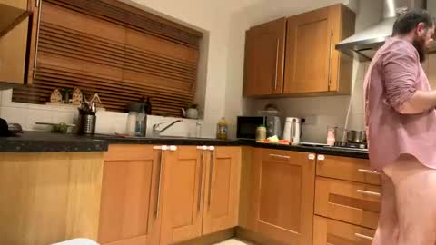 Snapshot of johnthomasbwc chatting on November 2025 11:36:02 PM JohnThomasBWC online show from November 2025 11:36:02 PM