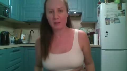 Snapshot of joleli05 chatting on May 2026 10:39:01 PM you can call me my Queen online show from May 2026 10:39:01 PM
