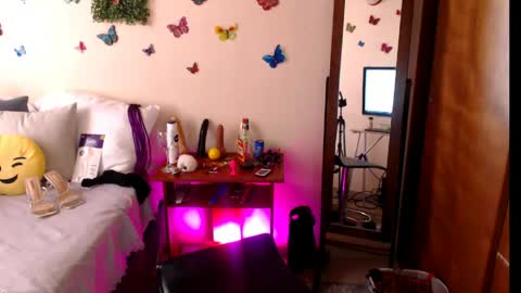 Jolie Mature online show from June 2026 07:29:01 PM