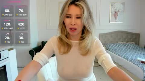 Snapshot of jolie_ozolla chatting on September 2025 10:15:01 AM Jolie Ozolla online show from September 2025 10:15:01 AM