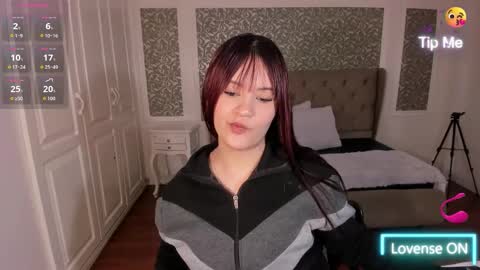 Snapshot of jolie_price chatting on November 2025 02:47:02 AM Jolie price online show from November 2025 02:47:02 AM