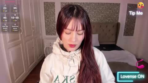 Snapshot of jolie_price chatting on December 2025 03:01:01 AM Jolie price online show from December 2025 03:01:01 AM