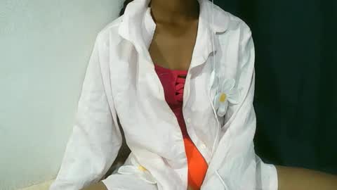 joliekah27 online show from February 2026 08:18:01 PM