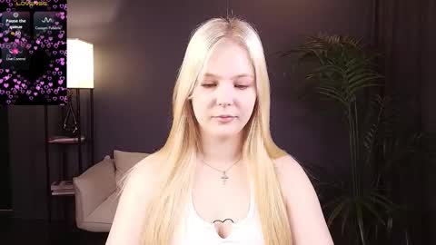 Polly  online show from February 2026 02:38:01 AM