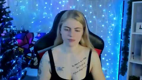 Snapshot of jolly_doll_ chatting on December 2025 04:06:01 AM Jolly online show from December 2025 04:06:01 AM