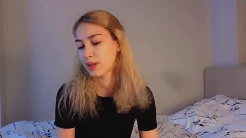 Viola online show from November 2025 11:21:02 AM