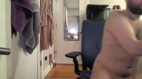 Snapshot of jomanf chatting on November 2025 09:41:02 PM Mason online show from November 2025 09:41:02 PM