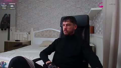 JonahShaw online show from October 2025 04:32:02 AM