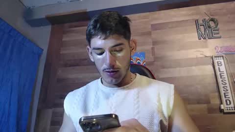 jonathancast08 online show from November 2025 01:45:02 PM