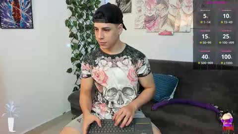 Instagram jonathanfit14 online show from March 2025 10:32:01 PM