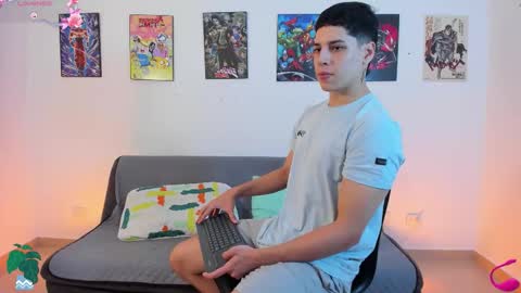 Instagram jonathanfit14 online show from November 2025 10:52:02 PM