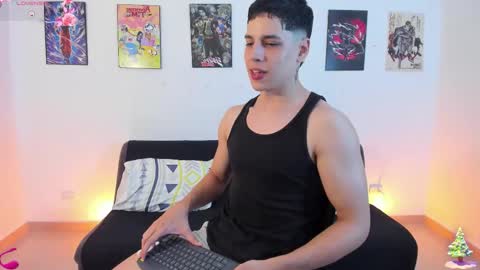 Instagram jonathanfit14 online show from December 2025 09:30:01 PM