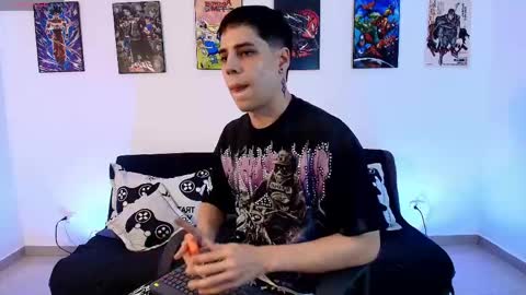 Snapshot of jonathanjoestar_ chatting on April 2026 09:23:02 PM Instagram jonathanfit14 online show from April 2026 09:23:02 PM