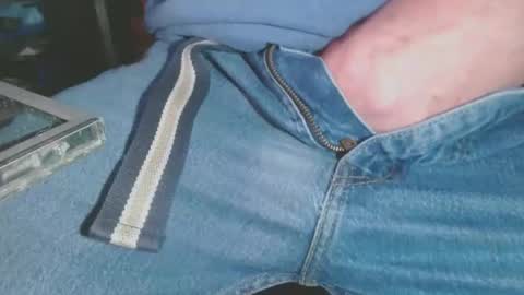 joncpics online show from December 2025 09:21:01 PM