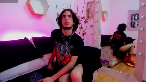 jonny_gilbert online show from April 2026 03:09:01 PM