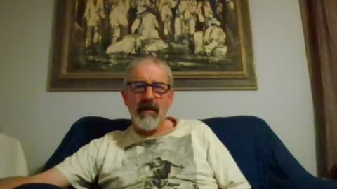 Snapshot of jony_five chatting on May 2026 04:09:02 AM Jon online show from May 2026 04:09:02 AM