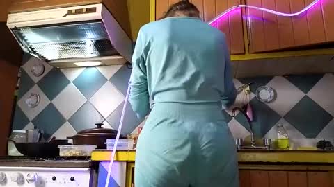 Jony Marta GMT 2000-0100 every day online show from November 2025 01:49:01 AM