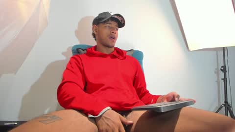 Snapshot of jordanparis chatting on December 2024 06:49:02 AM JordanParis online show from December 2024 06:49:02 AM