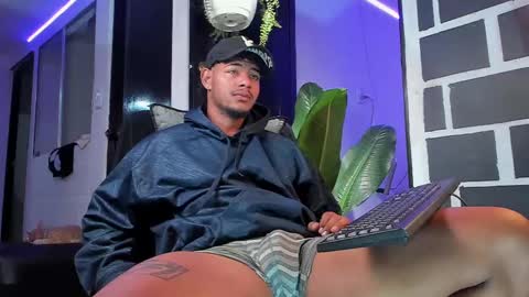 Snapshot of jordanparis chatting on February 2025 04:31:01 AM JordanParis online show from February 2025 04:31:01 AM