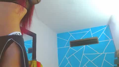 perryt 420 online show from December 2025 03:13:01 AM