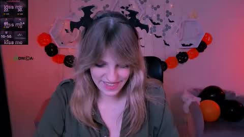 jose_fairy online show from October 2025 08:32:01 PM