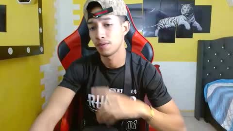jose_sexycumm online show from October 2025 07:12:01 PM