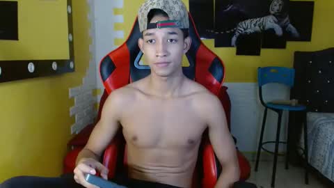 jose_sexycumm online show from October 2025 07:44:02 PM