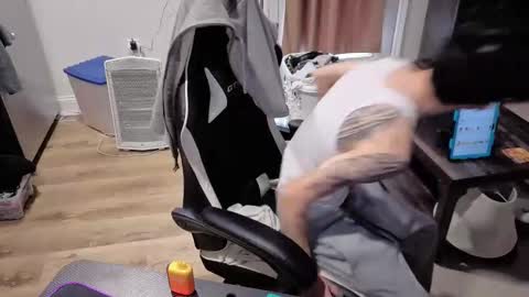 Josef online show from March 2026 09:21:02 PM