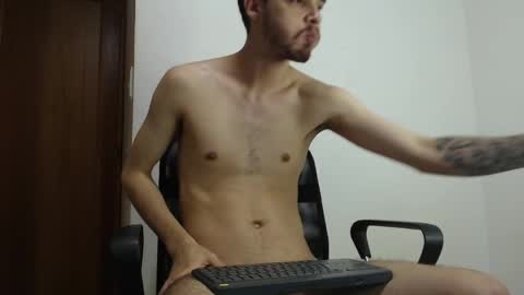 Snapshot of joseh0se chatting on May 2026 12:41:02 AM alejandro online show from May 2026 12:41:02 AM