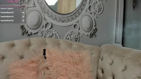 Snapshot of joselyn_sexy_ chatting on February 2025 01:33:01 AM Katalina online show from February 2025 01:33:01 AM