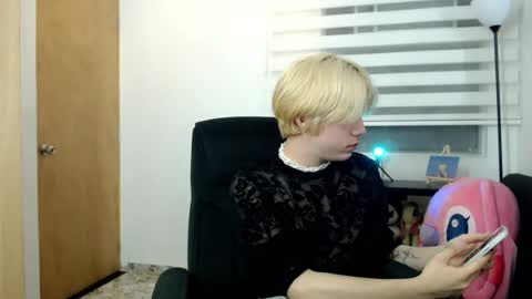 joseon_cute online show from July 2026 12:26:02 AM