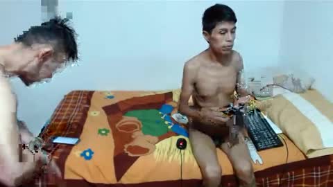 Snapshot of joseph_and_thomas chatting on March 2025 09:15:01 PM thomas y joseph online show from March 2025 09:15:01 PM