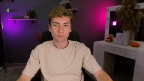 joseph_bear_ online show from September 2025 12:49:02 PM