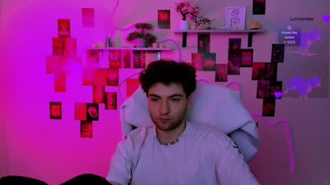 joseph_bear_ online show from April 2026 08:48:01 AM