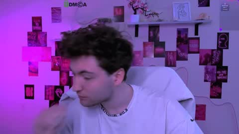 joseph_bear_ online show from April 2026 08:52:02 AM