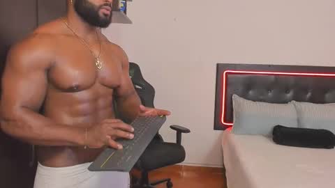 joseph palacios online show from September 2025 09:59:02 PM