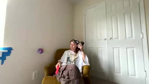 Josephine Luv online show from March 2026 01:50:01 PM