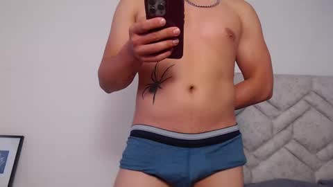 josephmosquera online show from December 2024 01:03:01 PM