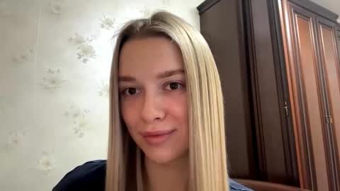 Snapshot of josephstahnke chatting on November 2025 05:20:01 AM Anessa online show from November 2025 05:20:01 AM