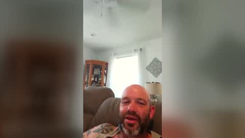 Snapshot of josephwalsh334 chatting on July 2026 07:27:02 PM josephwalsh334 online show from July 2026 07:27:02 PM
