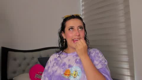 Dilany Josh online show from January 2025 03:23:02 PM