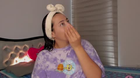 Dilany Josh online show from February 2025 03:42:01 PM