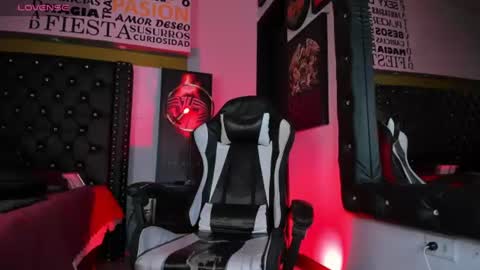 joshmiller___ online show from July 2026 11:49:01 AM