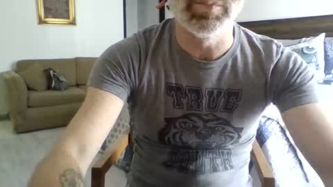 Newbie - Tips appreciated online show from May 2026 09:42:02 PM