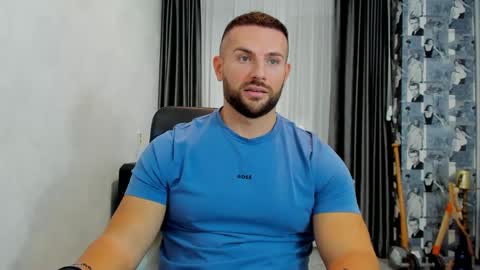 Snapshot of joshuamuscle69 chatting on January 2025 11:44:02 AM joshuamuscle69 online show from January 2025 11:44:02 AM
