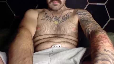 Josiah Coffee online show from November 2025 04:23:02 AM