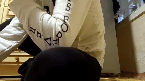 Snapshot of jostign chatting on November 2025 07:02:01 PM jostign online show from November 2025 07:02:01 PM