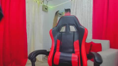 josue_linares online show from November 2025 07:08:02 AM